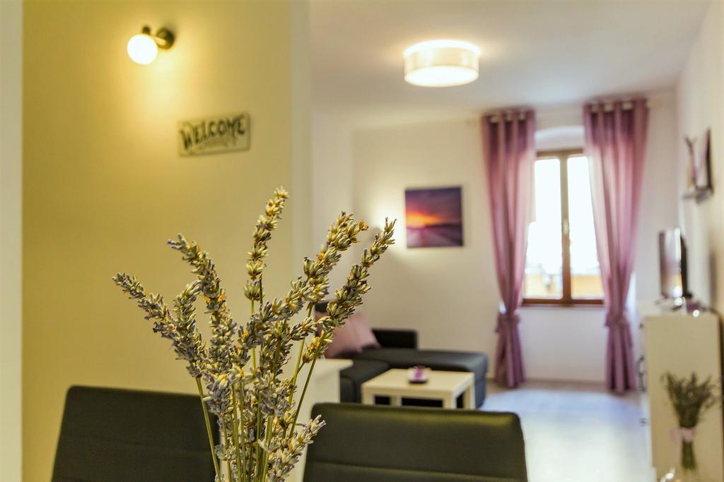Center Apartment Lori Pula Exterior photo